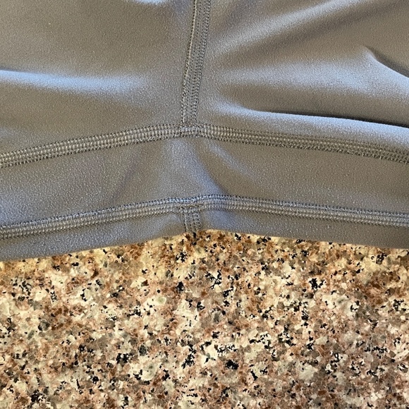 Lululemon Align Leggings  26” inseam  size 8  grey/blue color - Picture 10 of 10